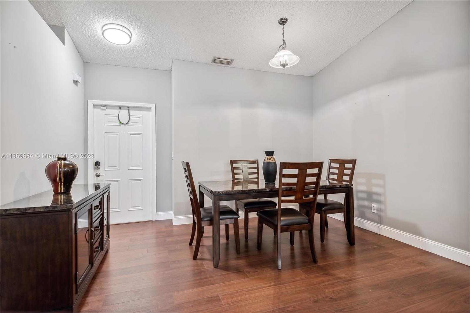 SILVER LAKES PHASE III - Residential