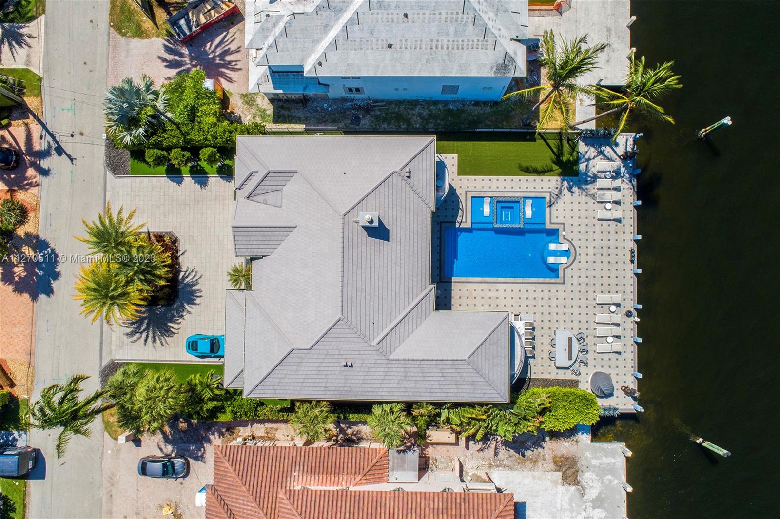 SEA ISLAND - Residential
