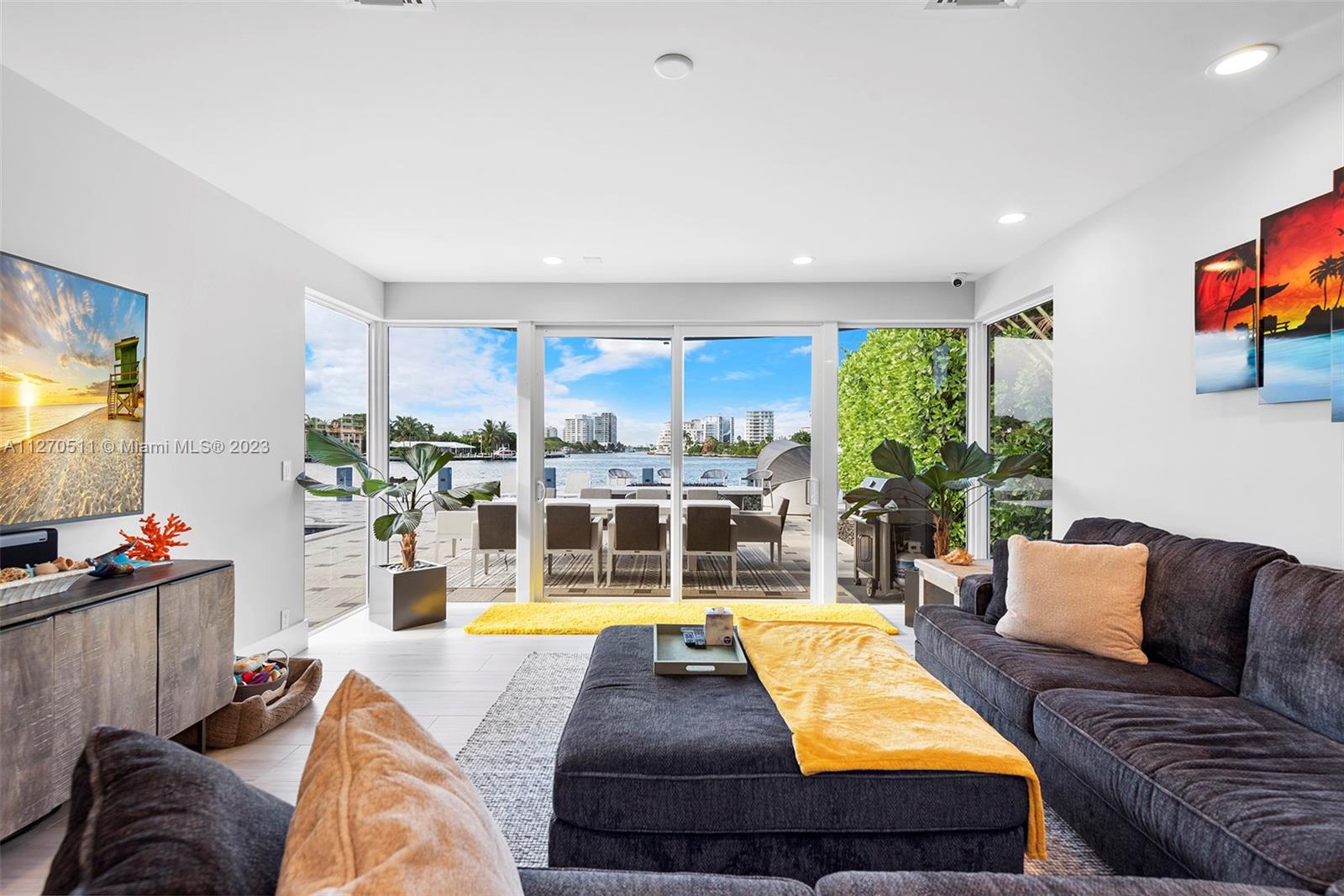 SEA ISLAND - Residential