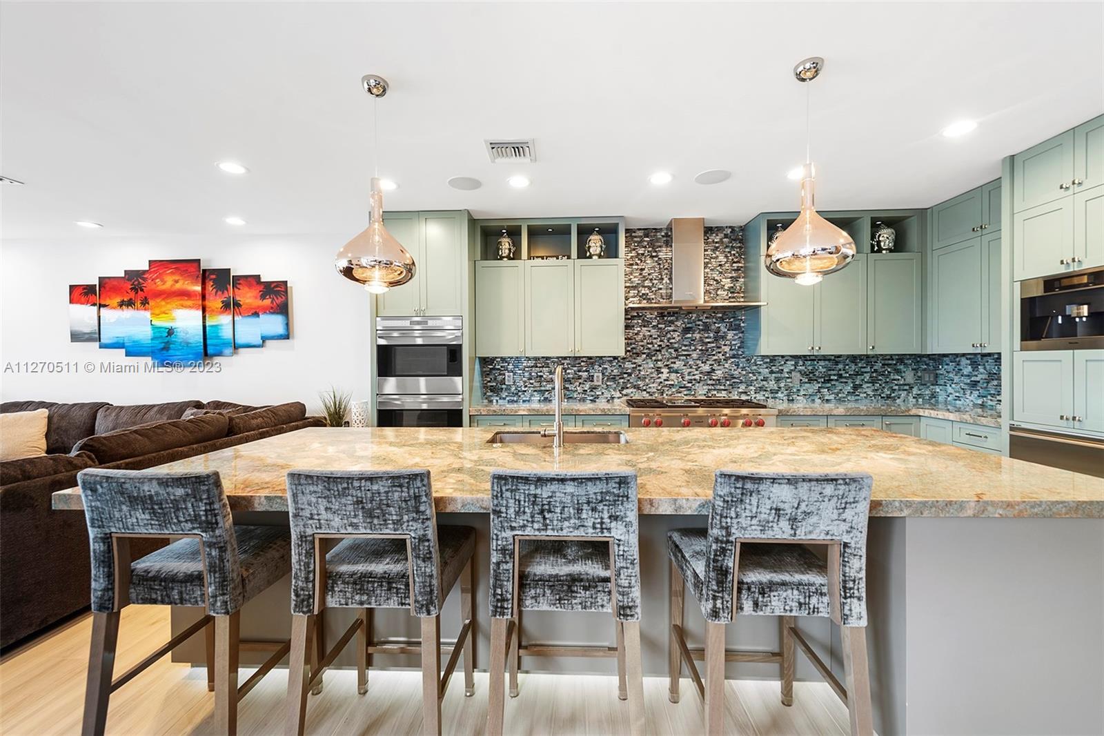 SEA ISLAND - Residential