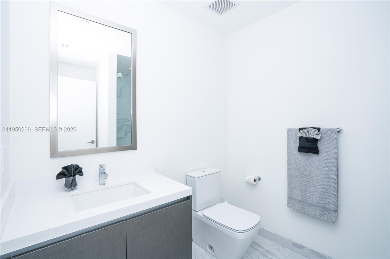 PARAMOUNT MIAMI WORLDCENT - Residential