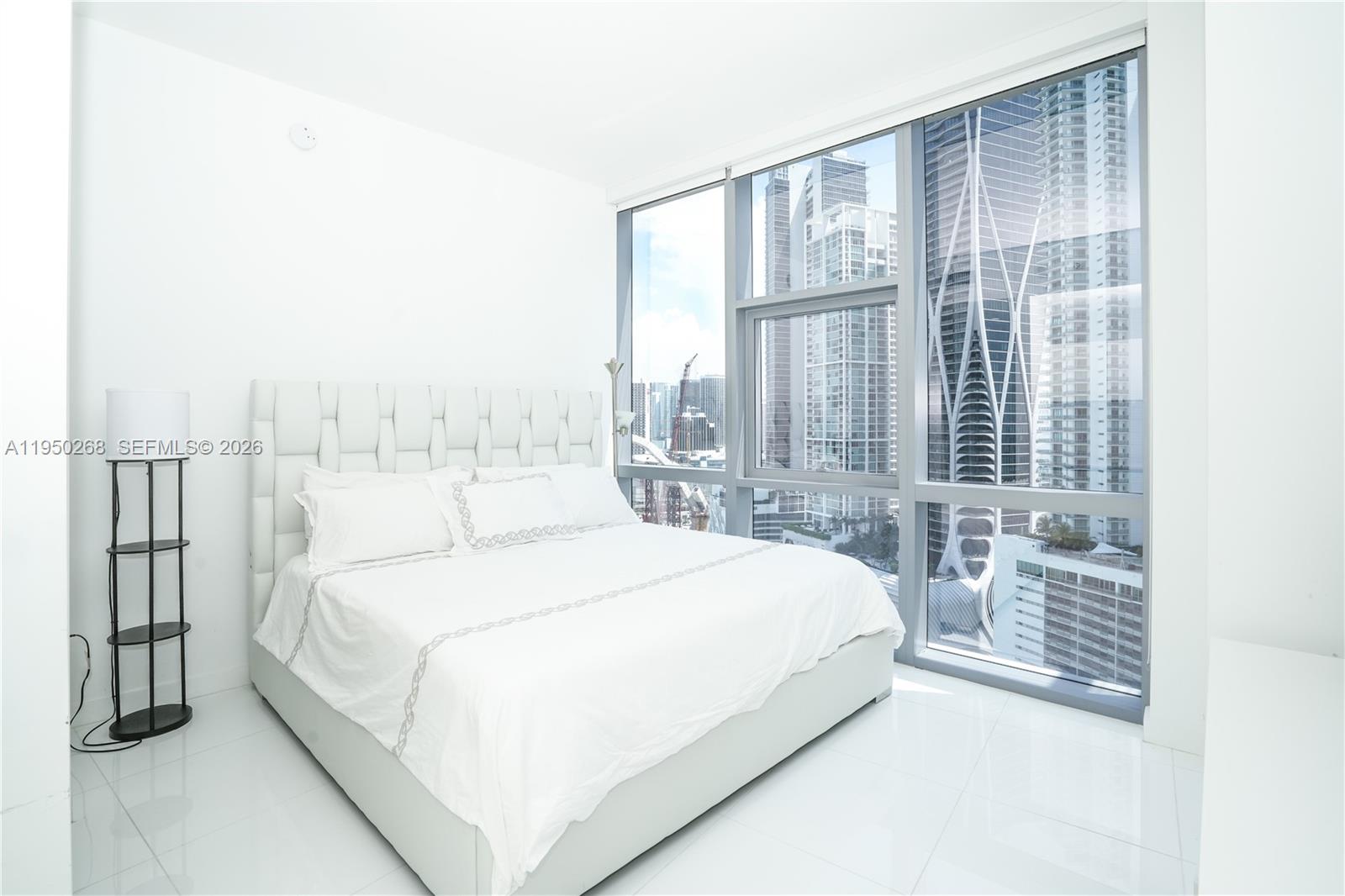 PARAMOUNT MIAMI WORLDCENT - Residential