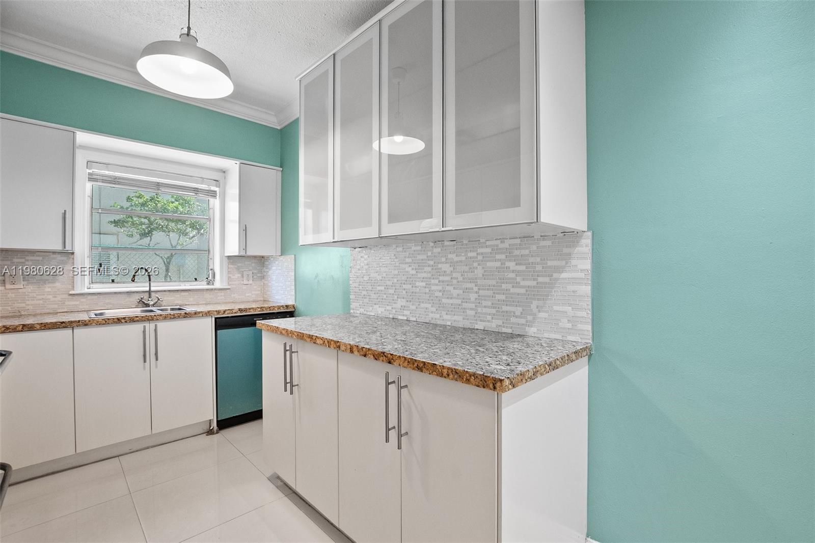 WATERWAY @ HOLLYWOOD BEAC - Residential