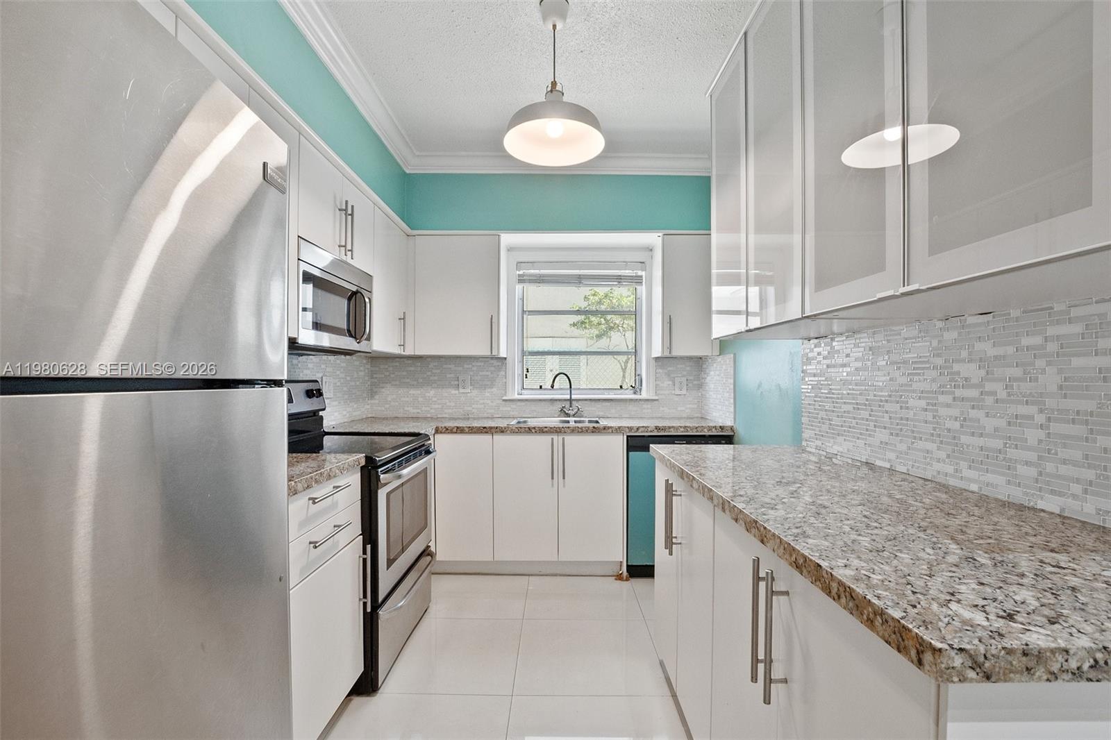 WATERWAY @ HOLLYWOOD BEAC - Residential