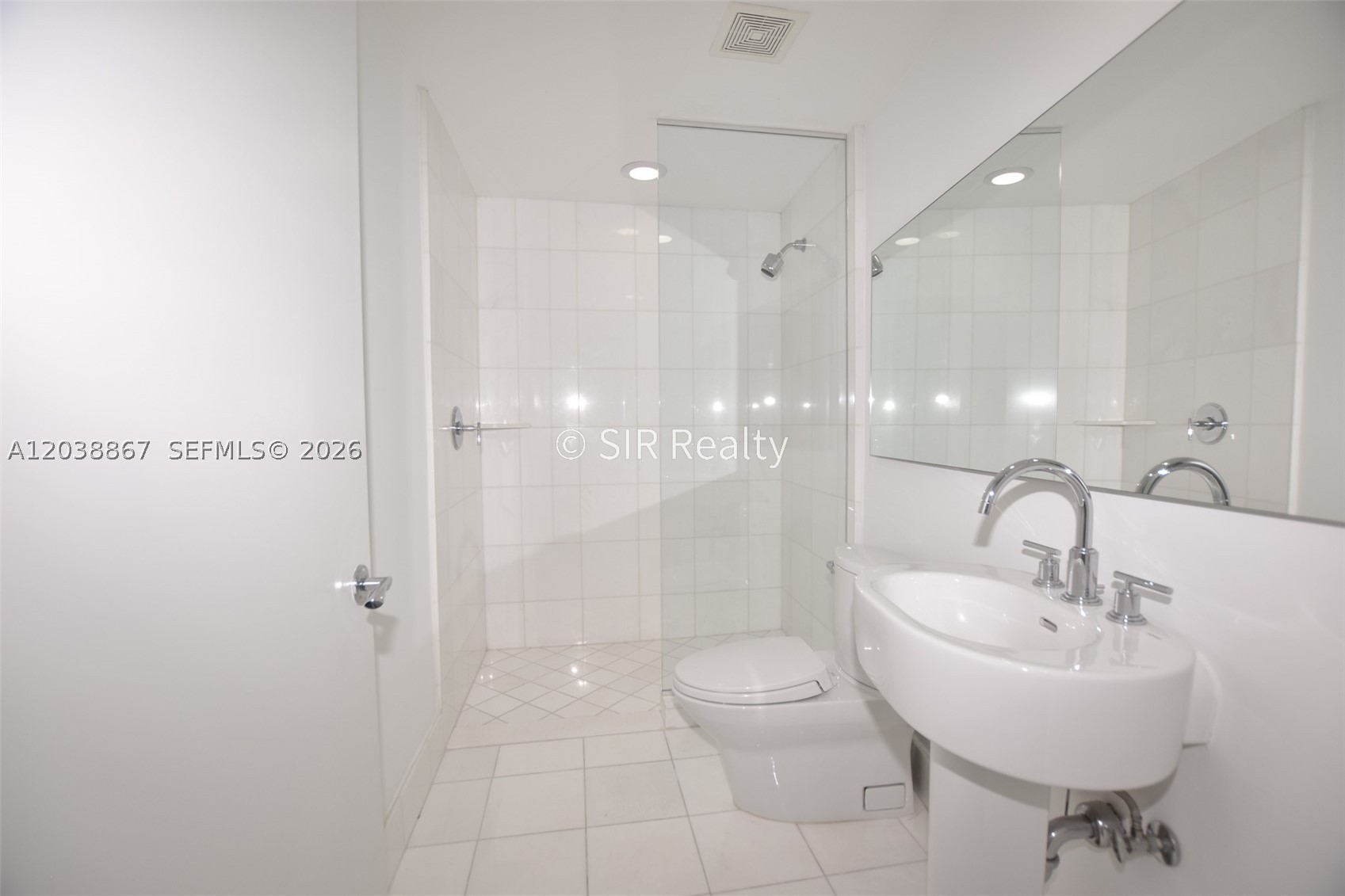 ARTECH RESIDENCES AT AVEN - Residential