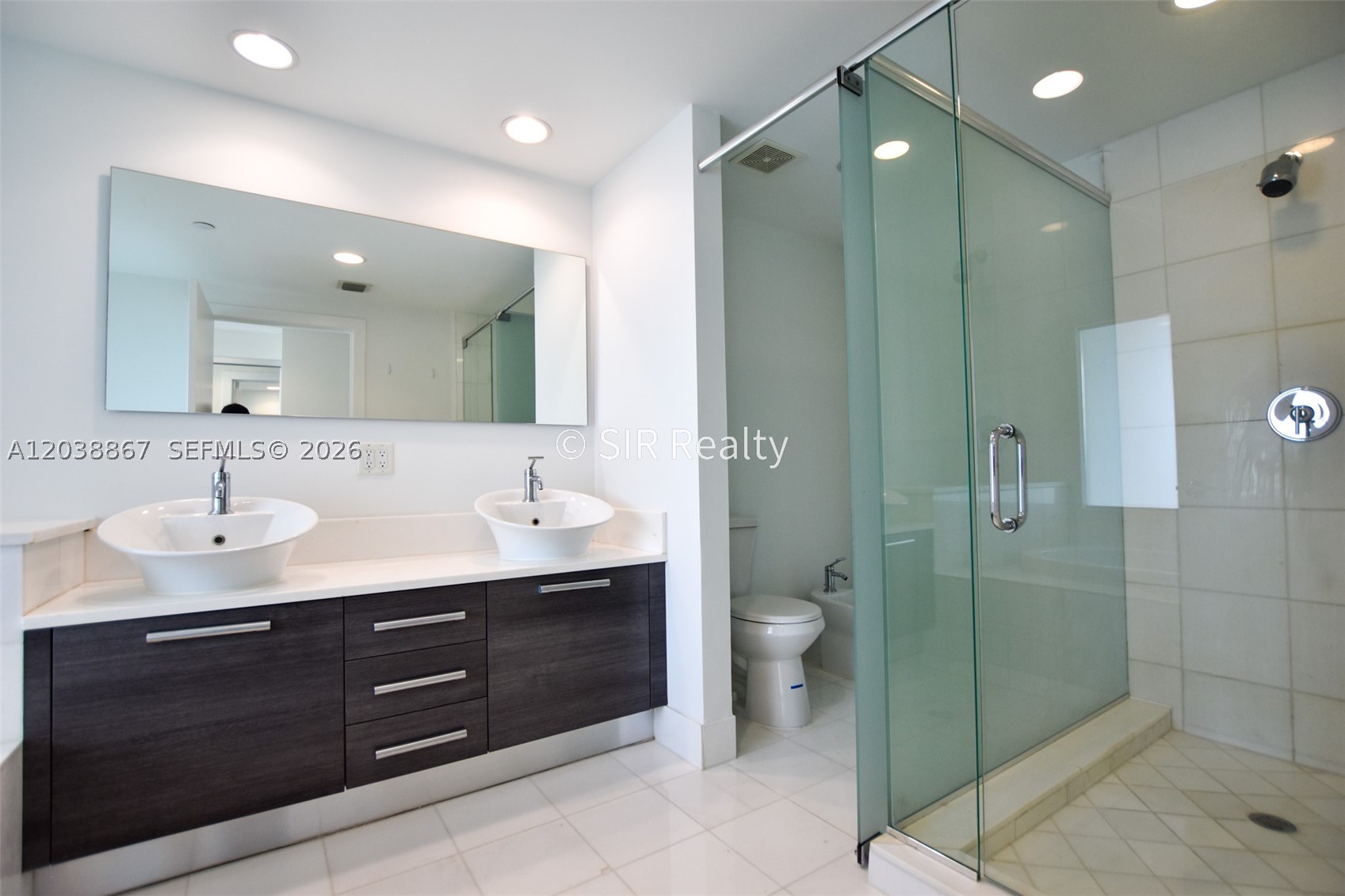 ARTECH RESIDENCES AT AVEN - Residential