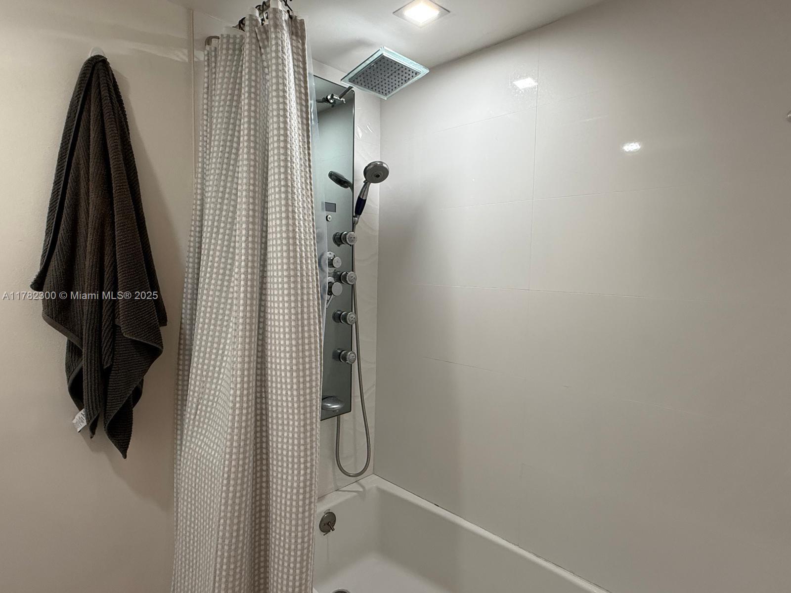 PARC VISTA CONDO - Residential