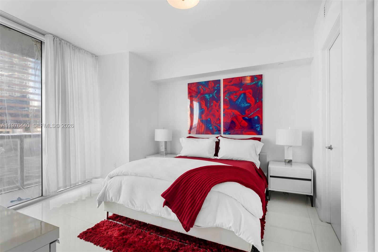 ICON BRICKELL NO TWO COND - Residential