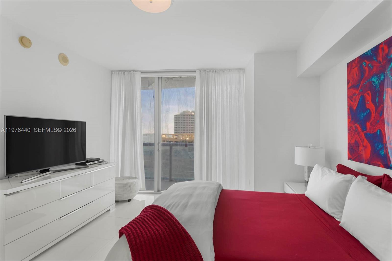 ICON BRICKELL NO TWO COND - Residential