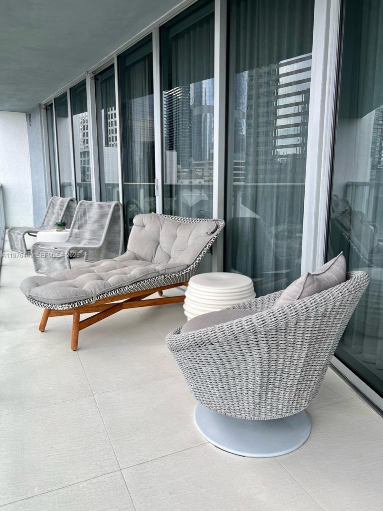 ICON BRICKELL NO TWO COND - Residential