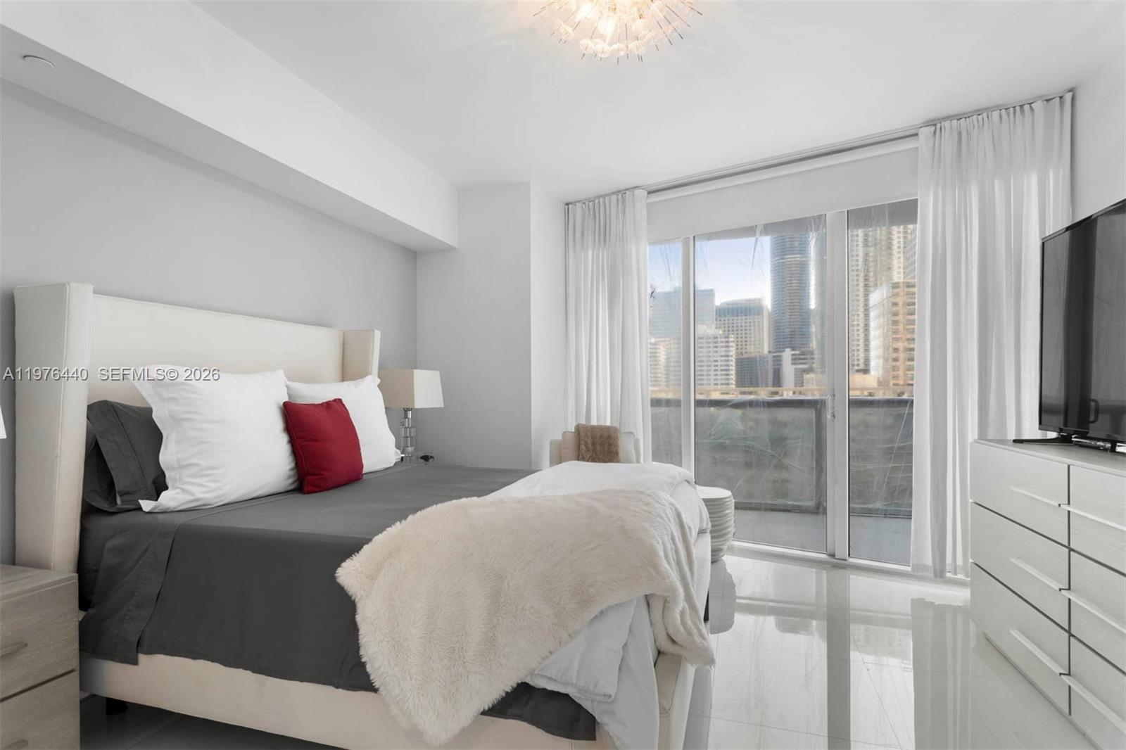 ICON BRICKELL NO TWO COND - Residential