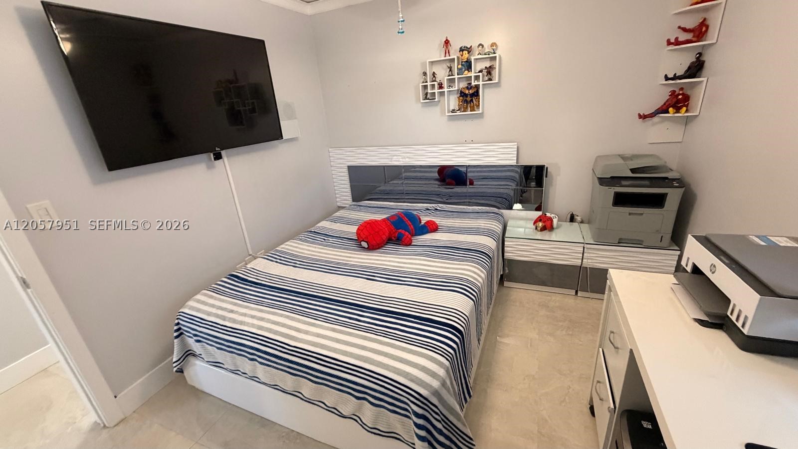 POINT LAKE VILLAS I CONDO - Residential