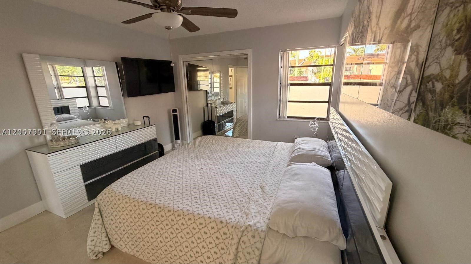 POINT LAKE VILLAS I CONDO - Residential