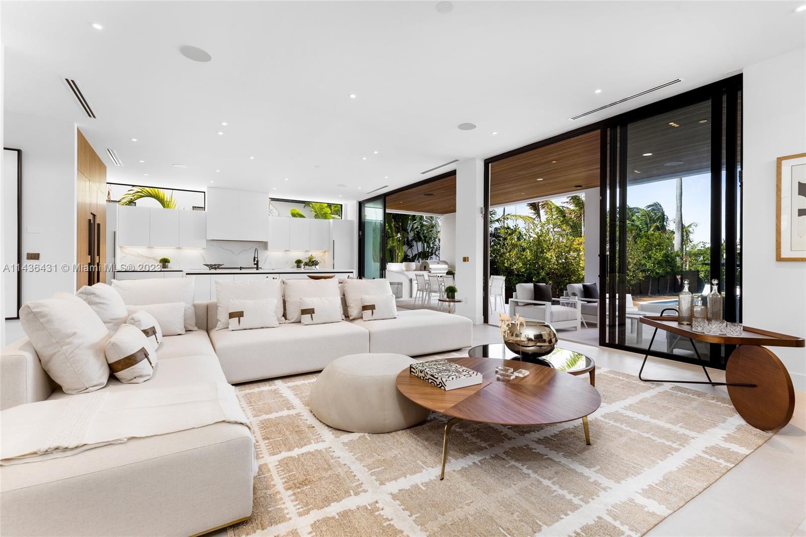 AQUA MARINE - Residential