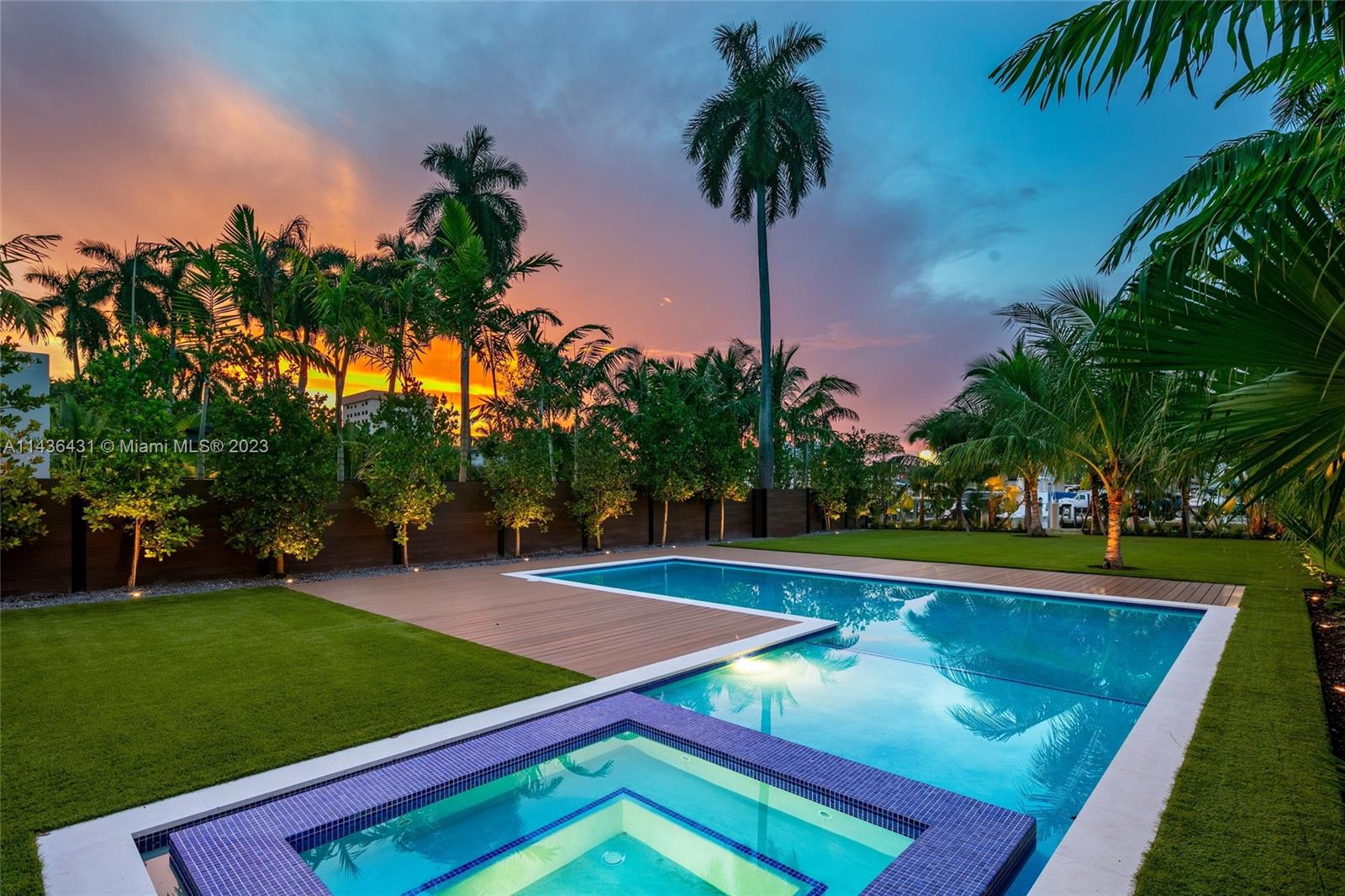 AQUA MARINE - Residential