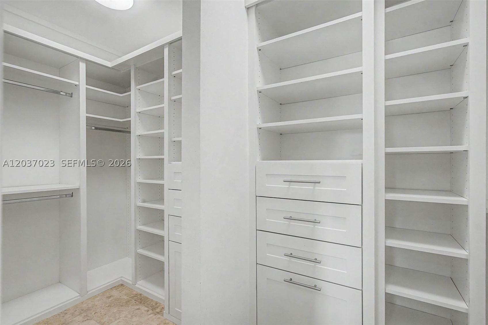C GAB RIVIERA SEC PT 5 - Residential