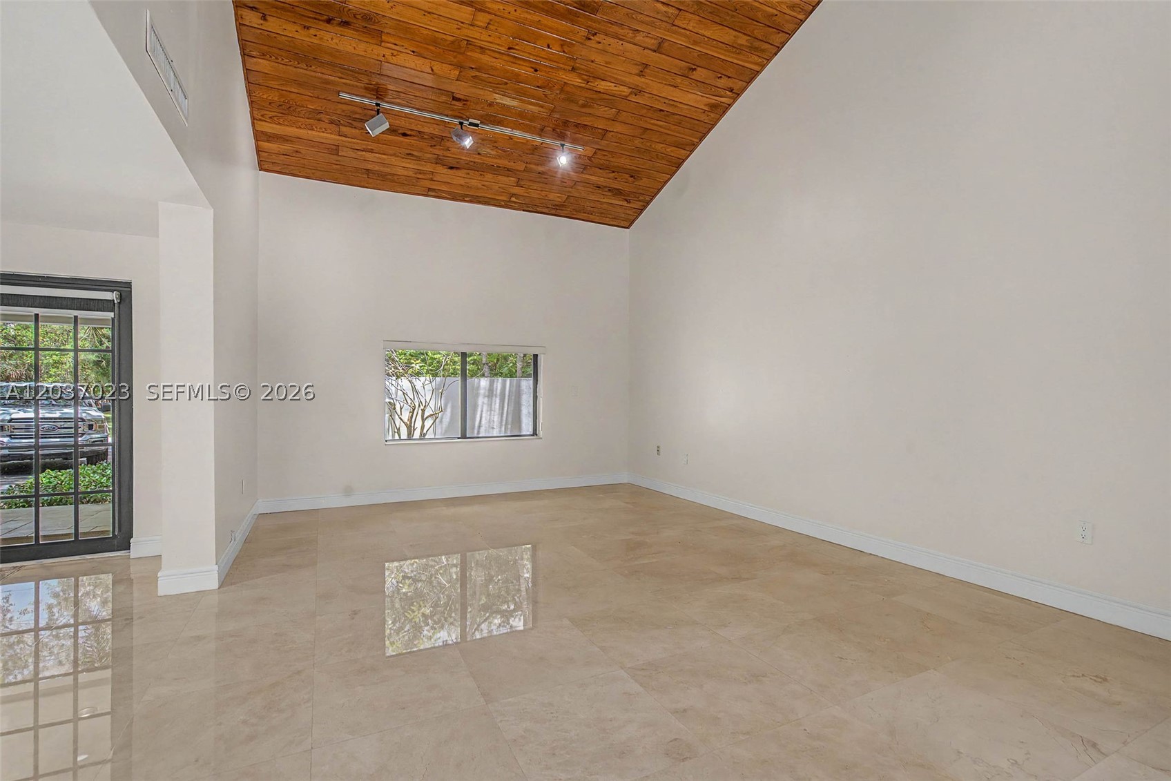 C GAB RIVIERA SEC PT 5 - Residential