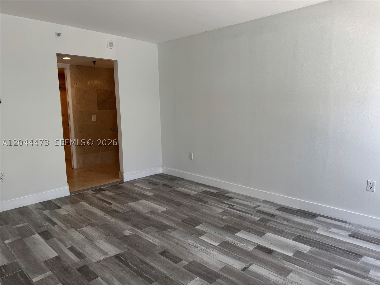 GOLDEN WEST CONDO - Residential Lease