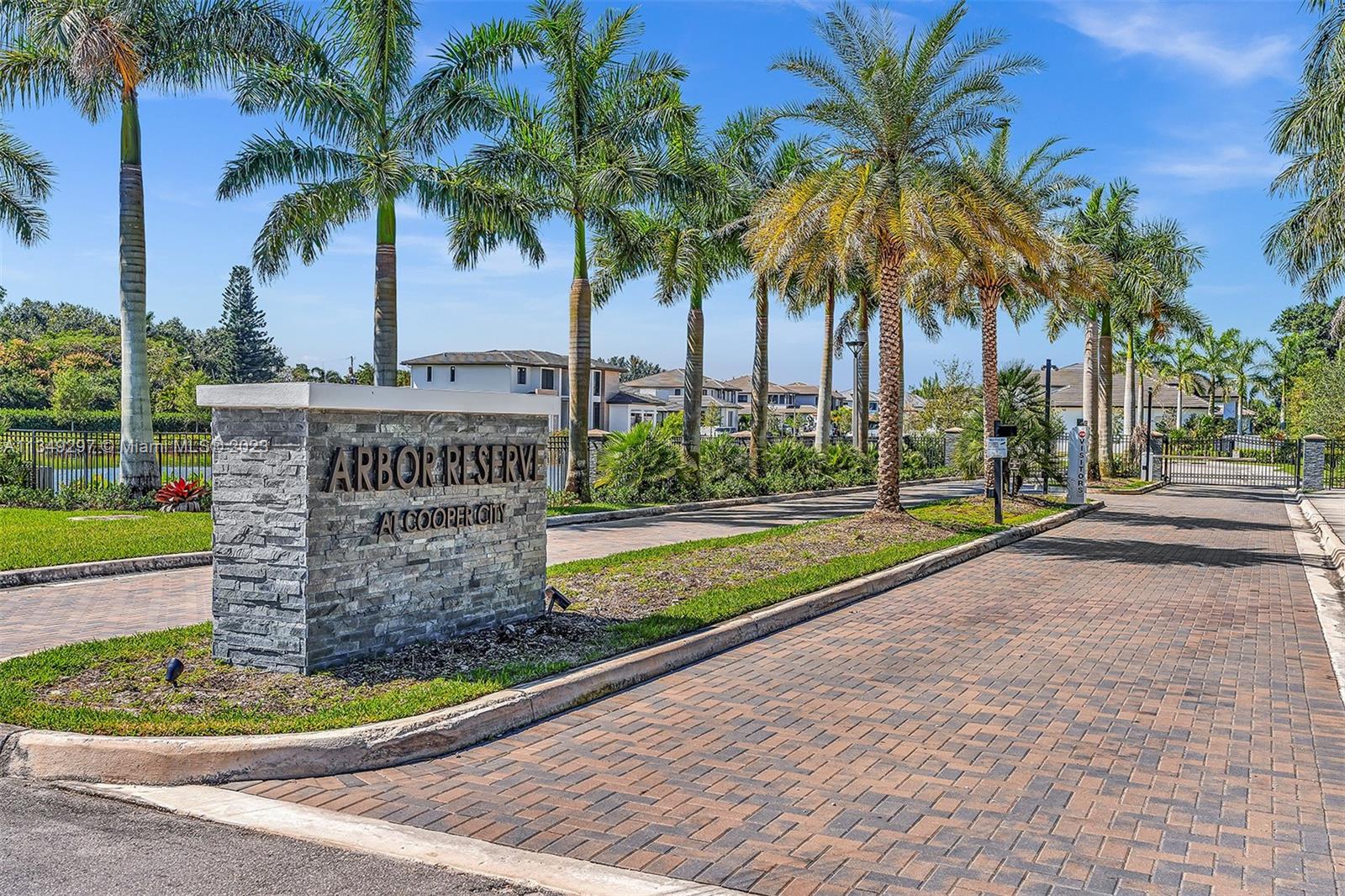 ROYAL ESTATES OF COOPER C - Residential Lease