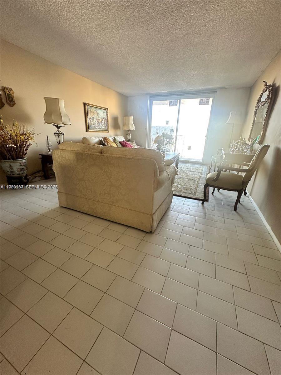 GOLDEN HORN SOUTH CONDO - Residential