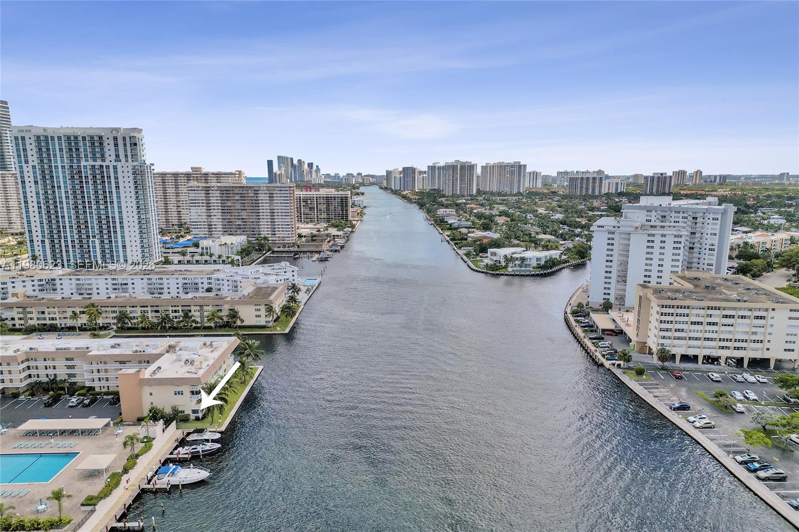 ISLANDS-BERMUDA CONDO - Residential