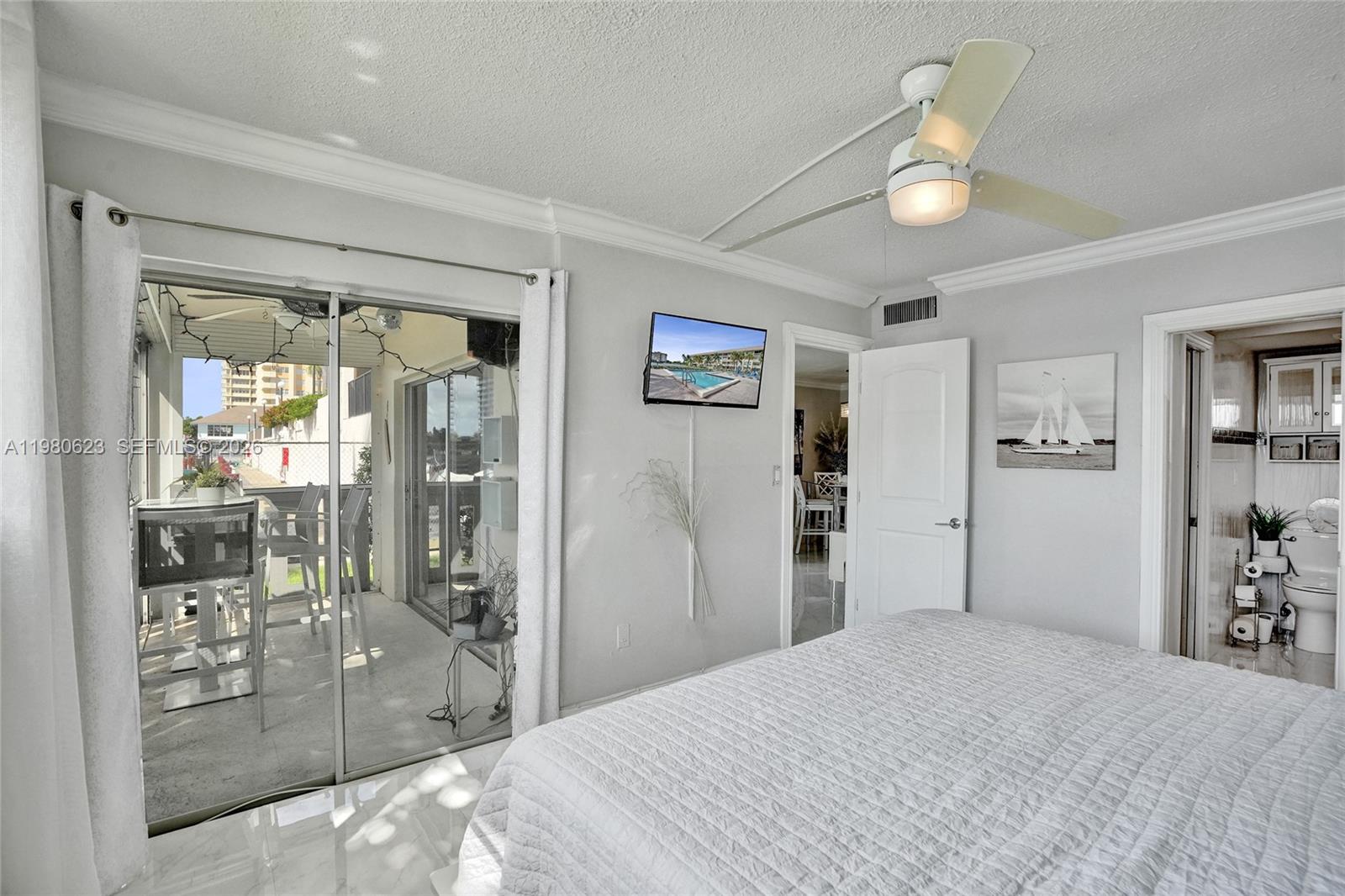 ISLANDS-BERMUDA CONDO - Residential