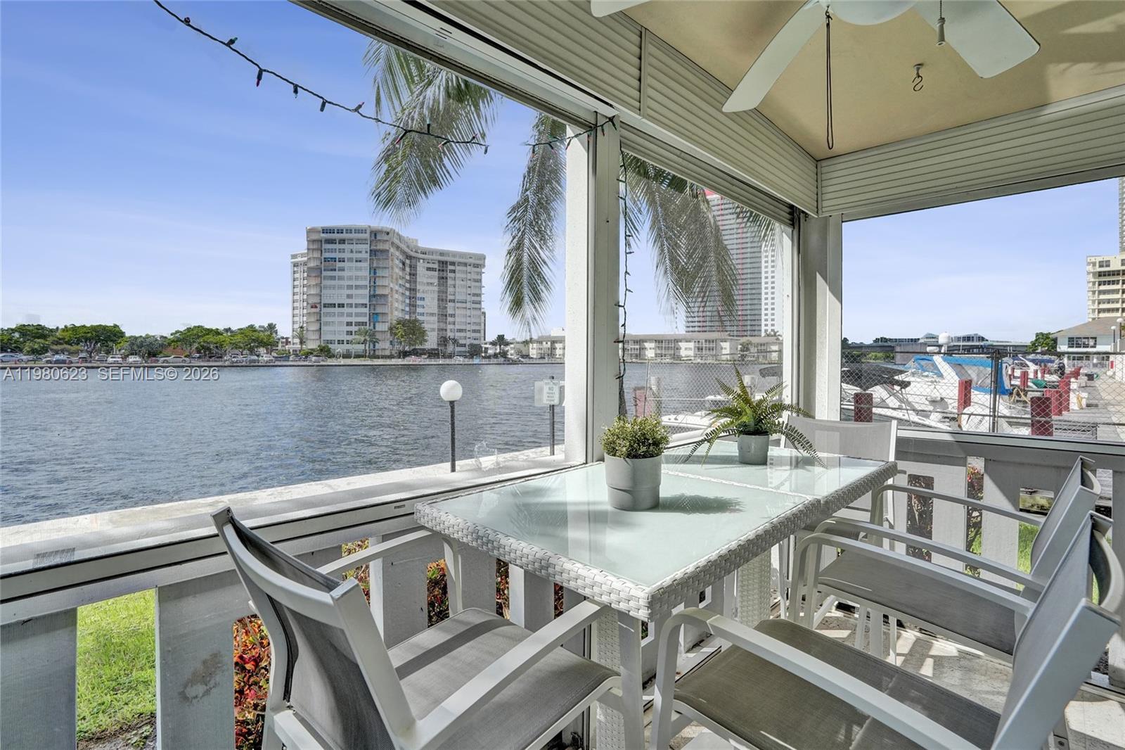 ISLANDS-BERMUDA CONDO - Residential