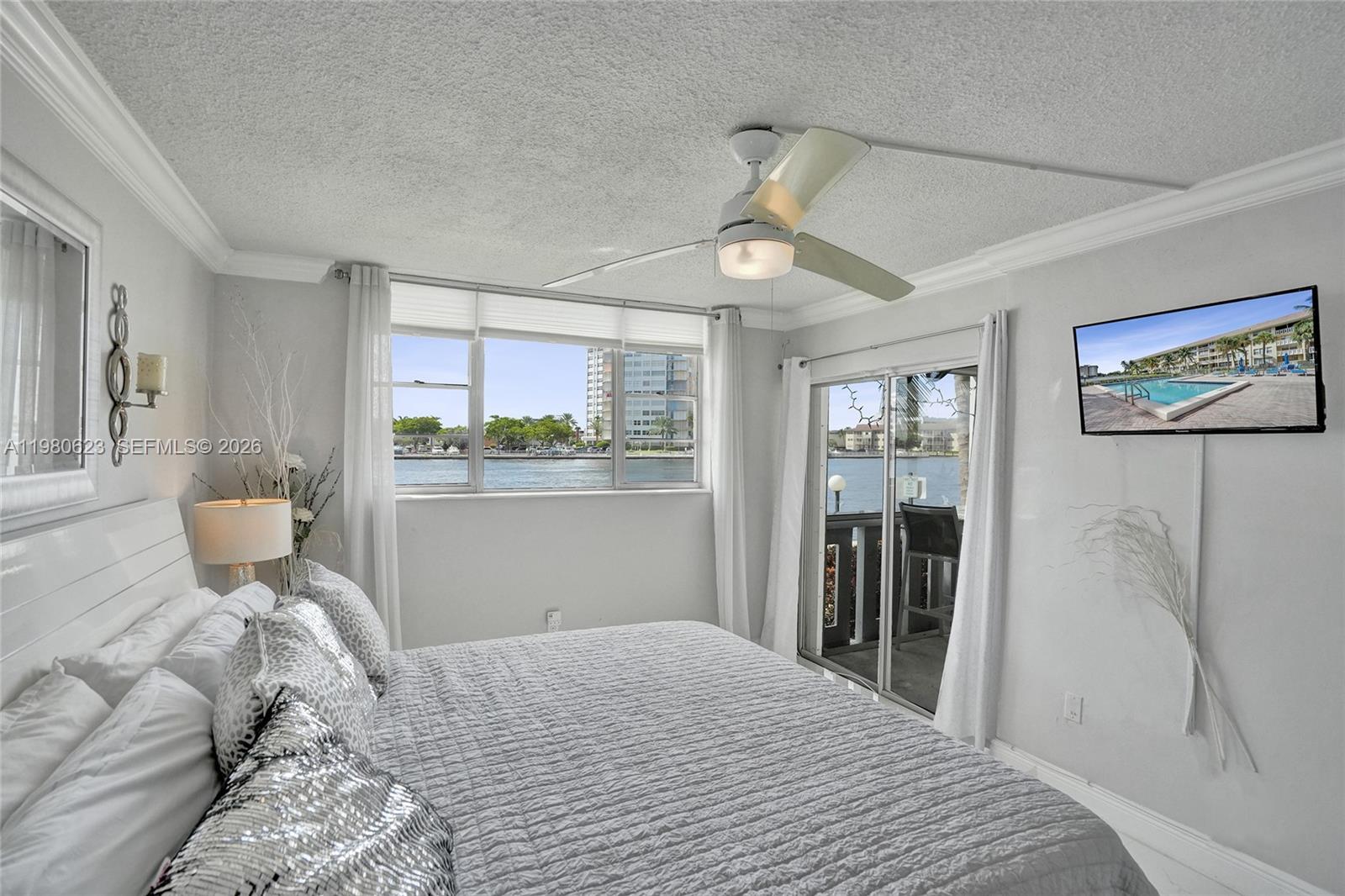 ISLANDS-BERMUDA CONDO - Residential