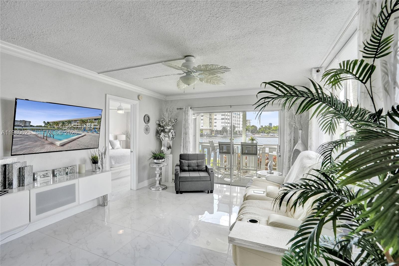 ISLANDS-BERMUDA CONDO - Residential