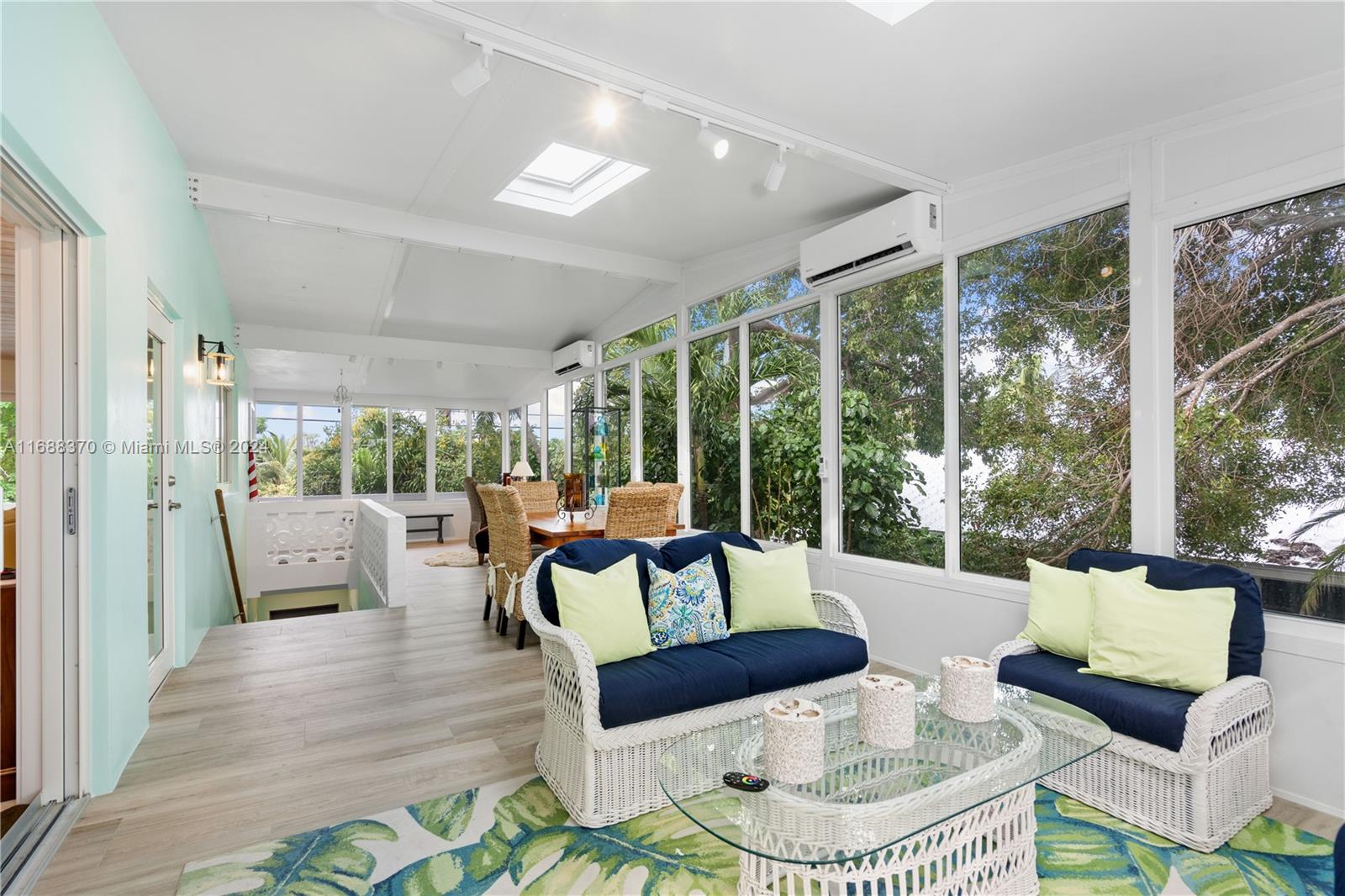 PLANTATION KEY COLONY - Residential