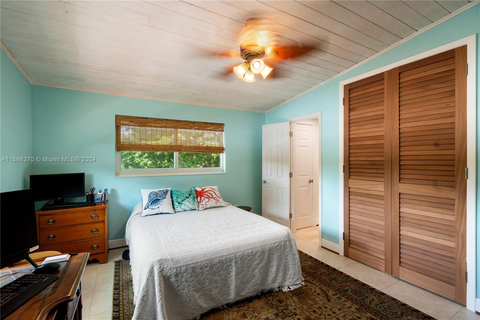 PLANTATION KEY COLONY - Residential