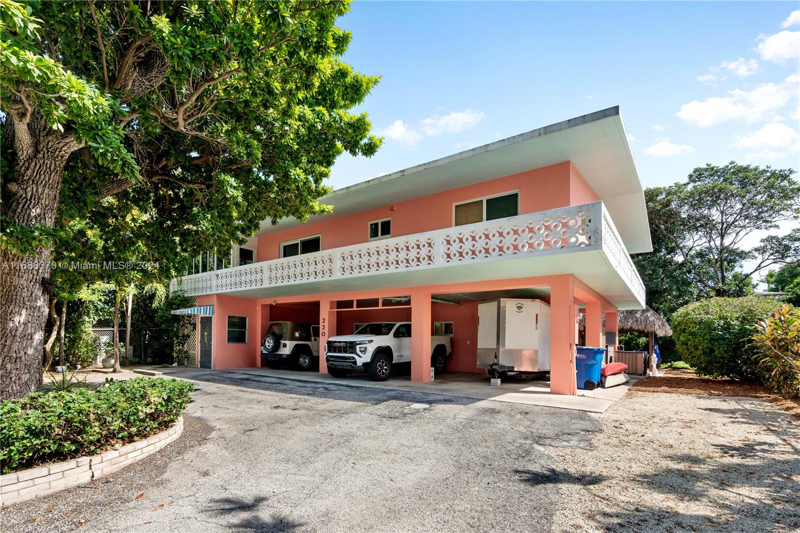 PLANTATION KEY COLONY - Residential