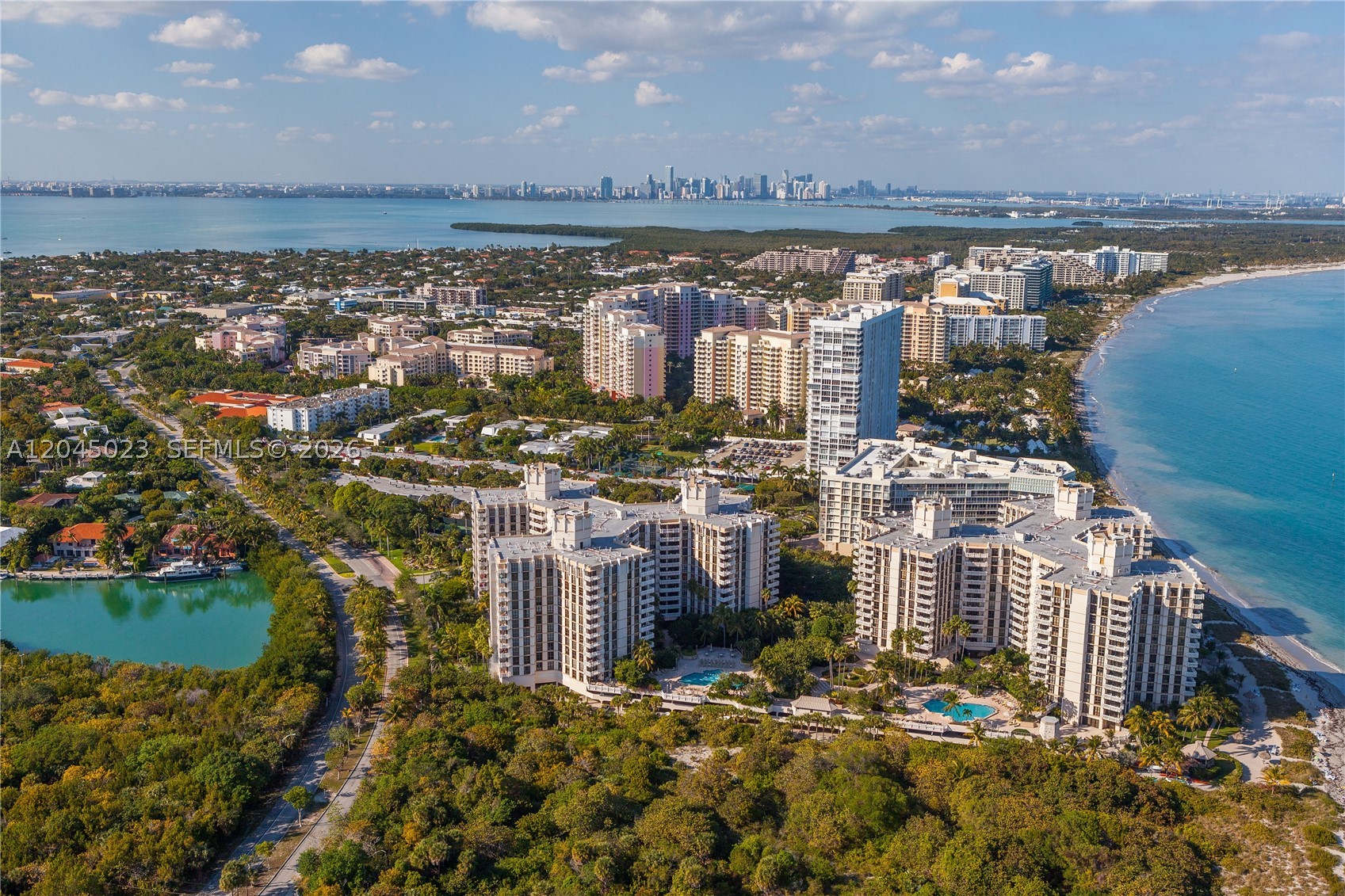 TOWERS OF KEY BISCAYNE CO - Residential Lease