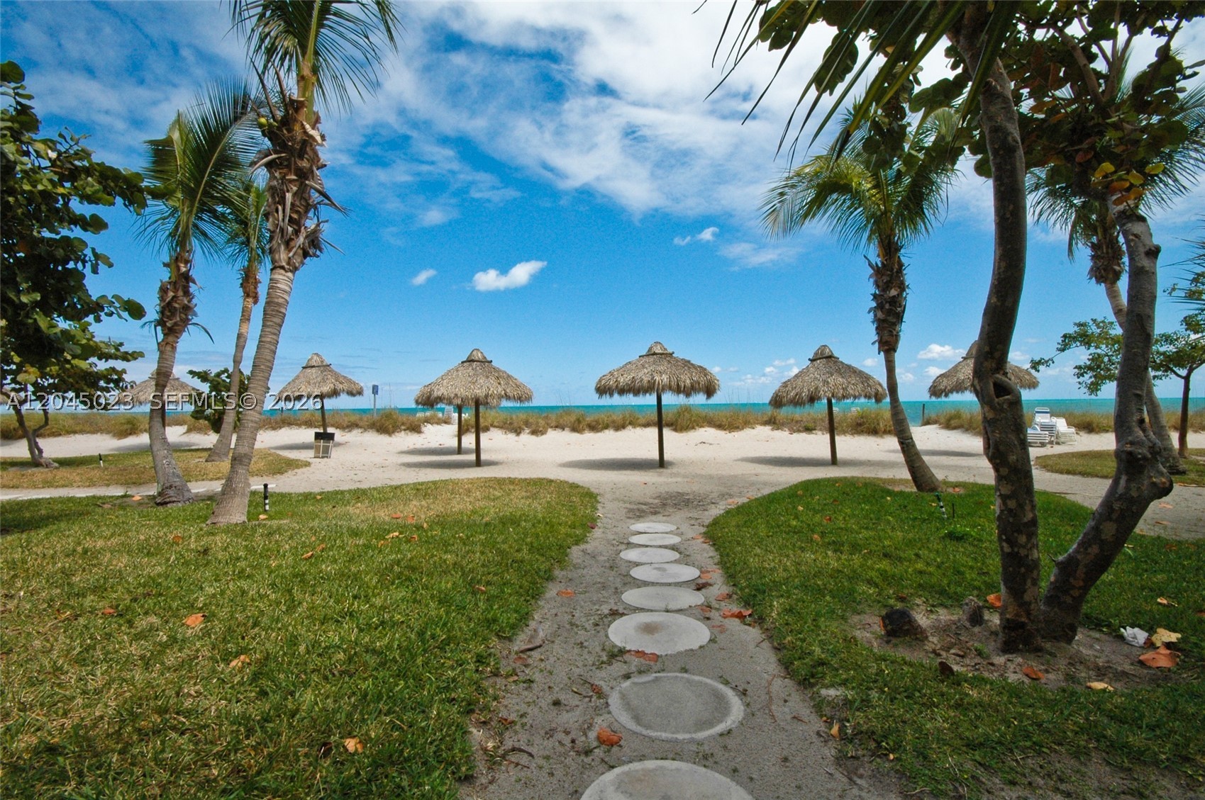 TOWERS OF KEY BISCAYNE CO - Residential Lease