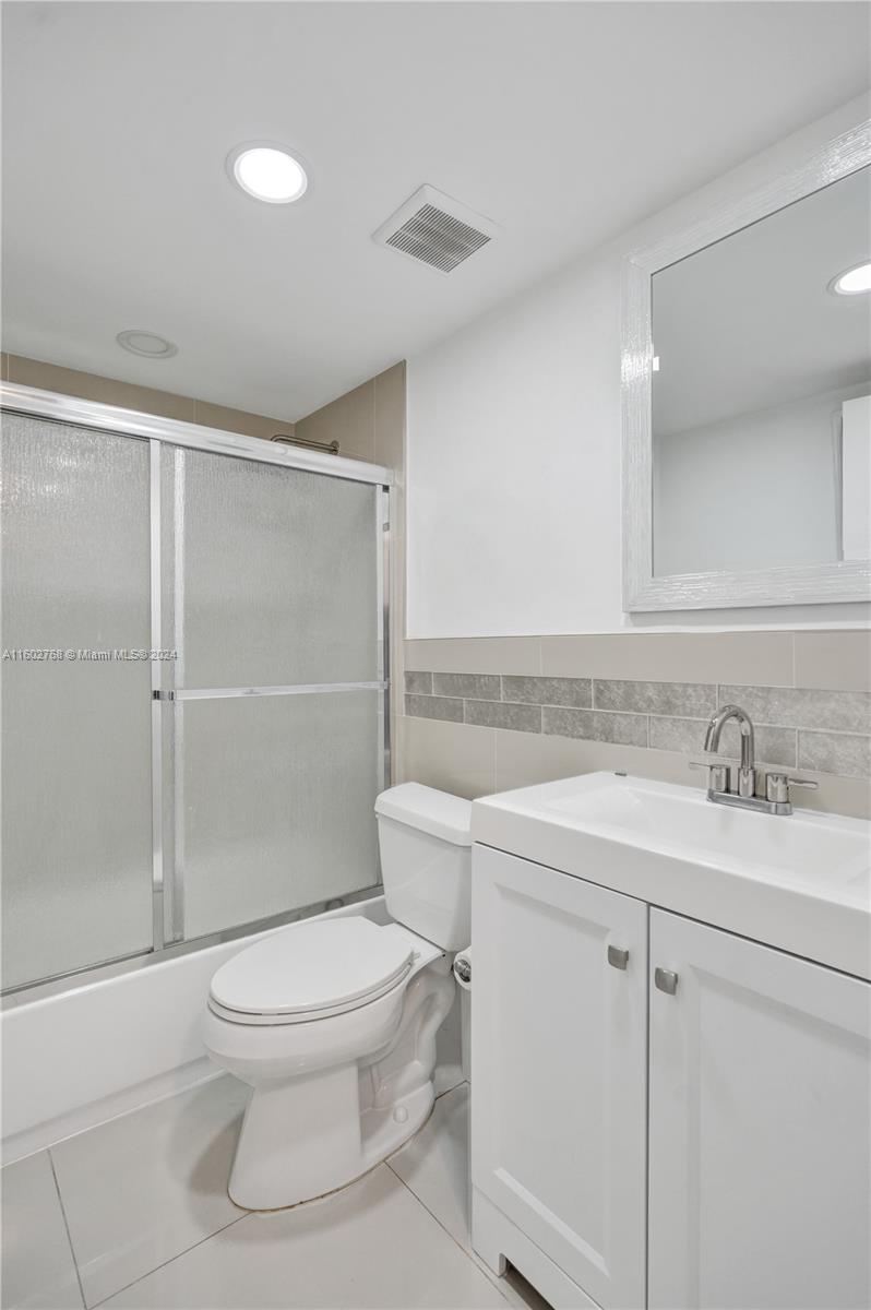 CONCORD VILLAGE CONDOMINI - Residential