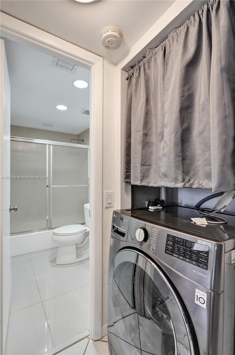 CONCORD VILLAGE CONDOMINI - Residential