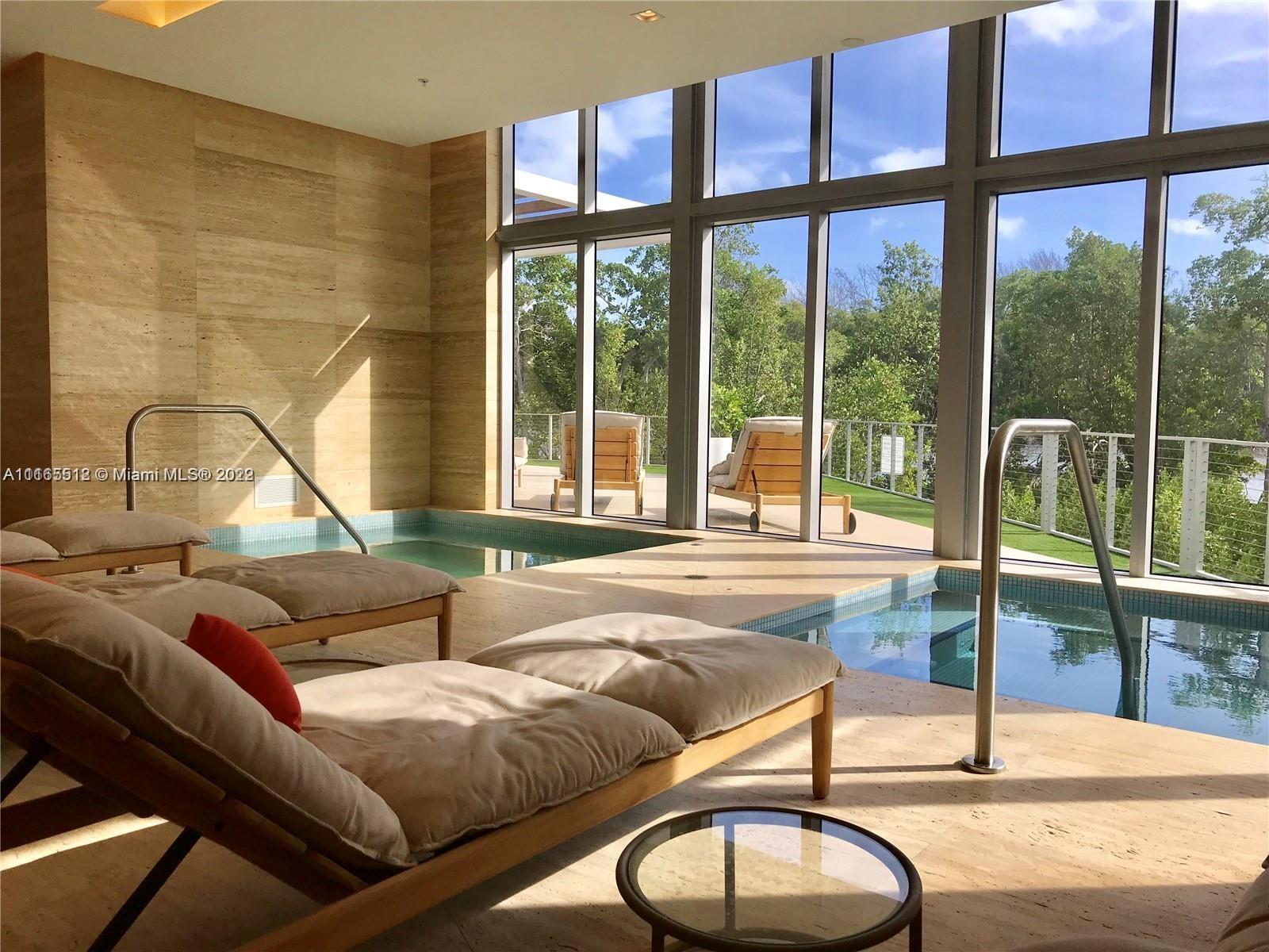 THE HARBOUR NORTH CONDO - Residential