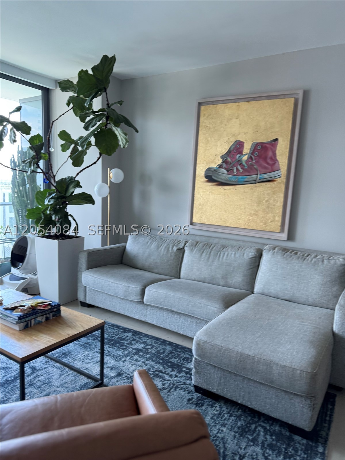 ICON BAY CONDO - Residential Lease