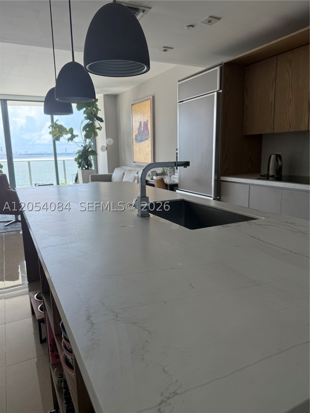 ICON BAY CONDO - Residential Lease