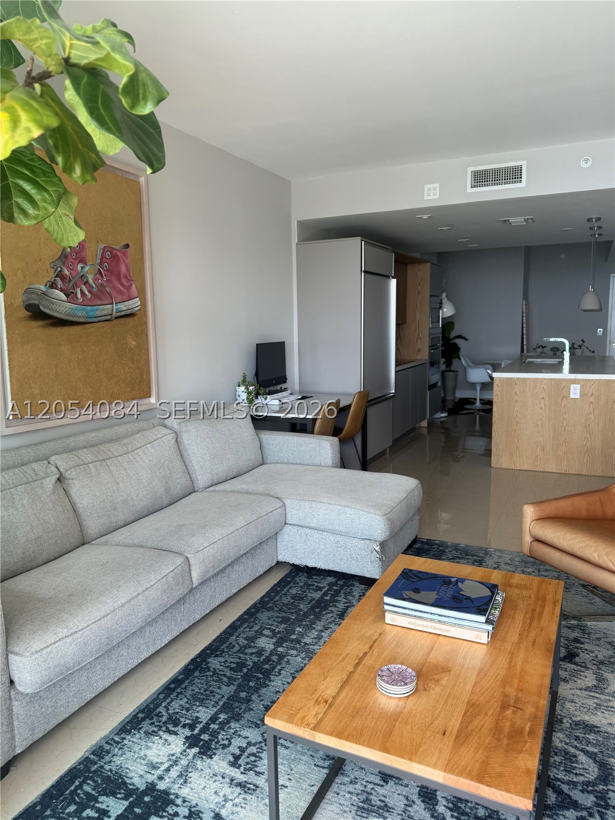 ICON BAY CONDO - Residential Lease
