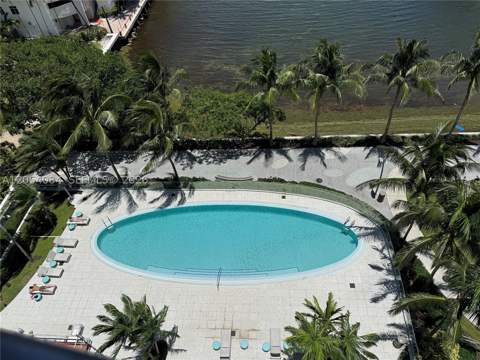 ICON BAY CONDO - Residential Lease