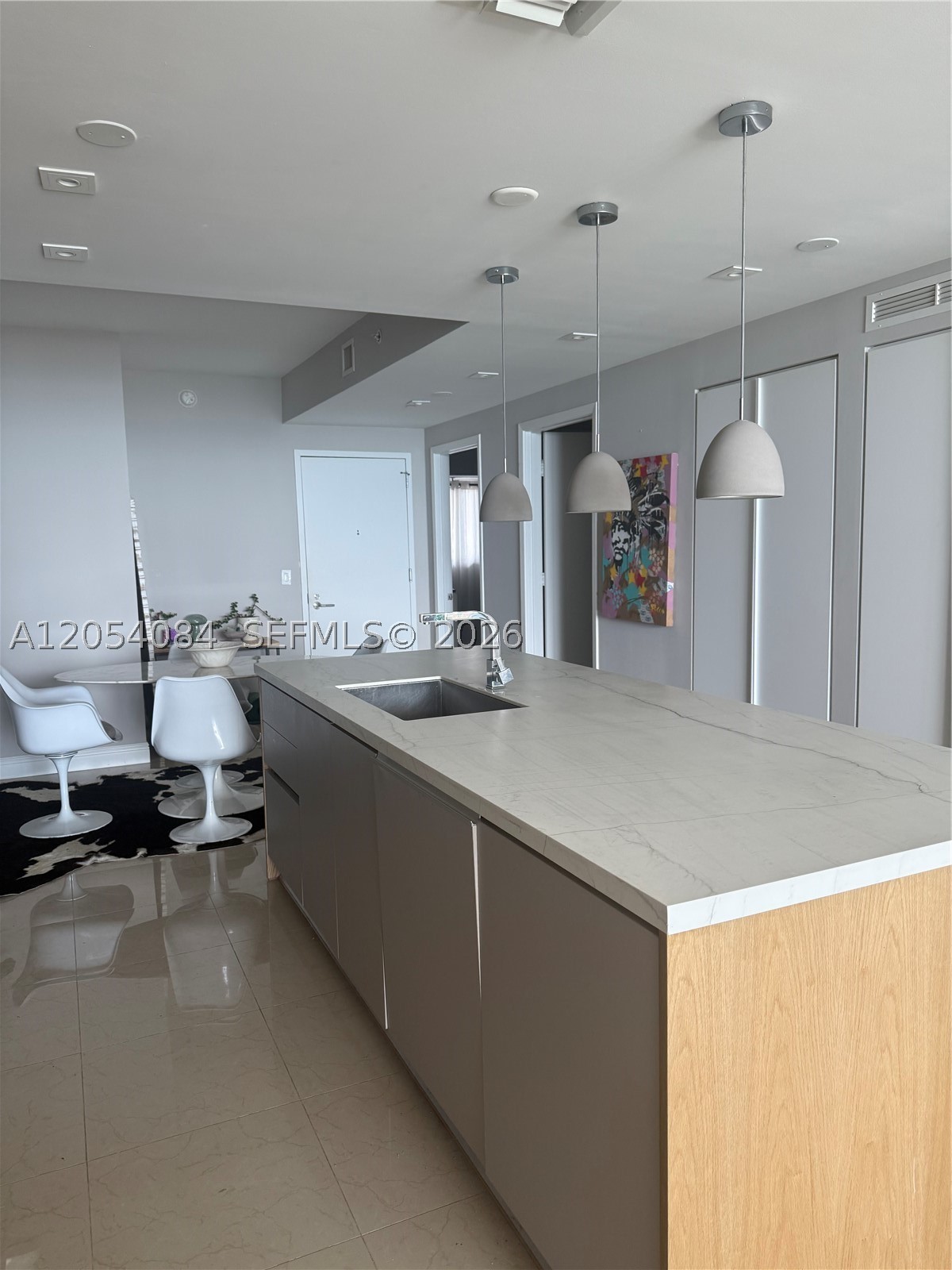 ICON BAY CONDO - Residential Lease