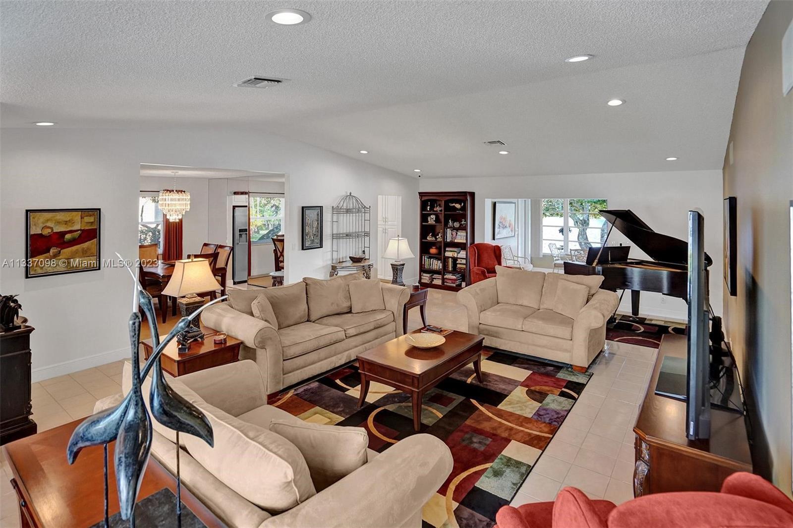 WESTWOOD COMMUNITY 7 - Residential