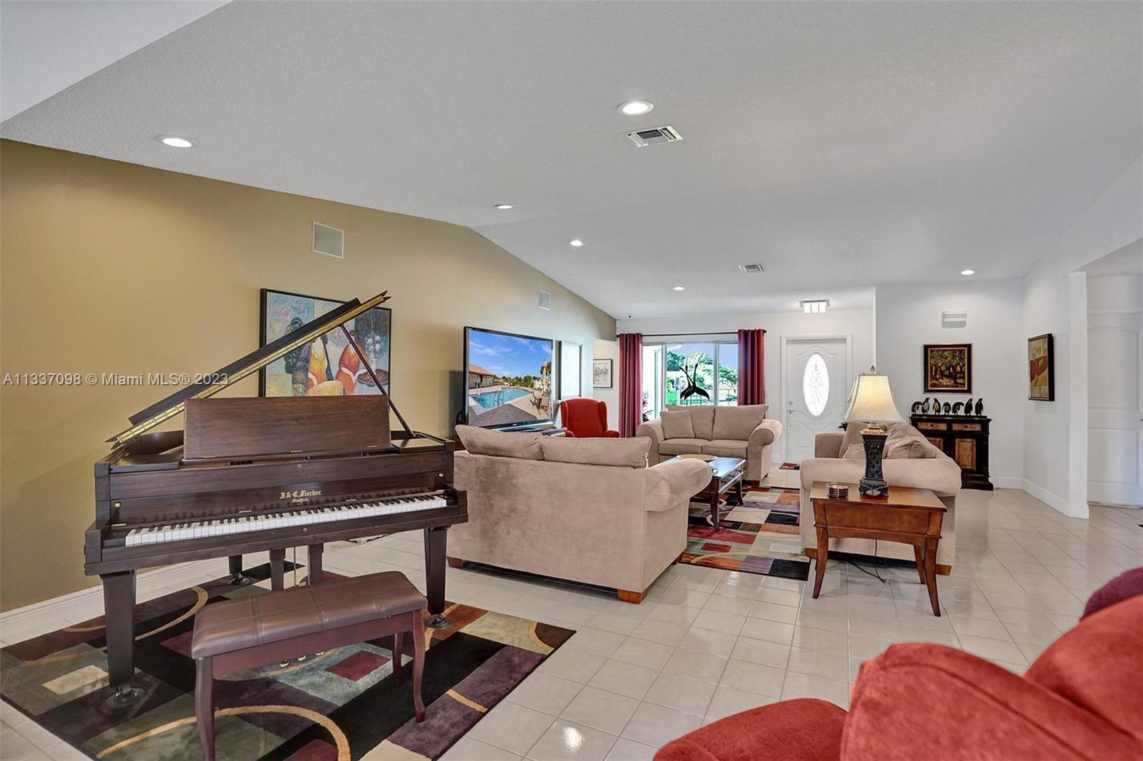 WESTWOOD COMMUNITY 7 - Residential