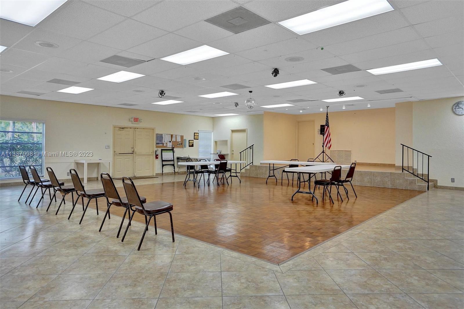WESTWOOD COMMUNITY 7 - Residential