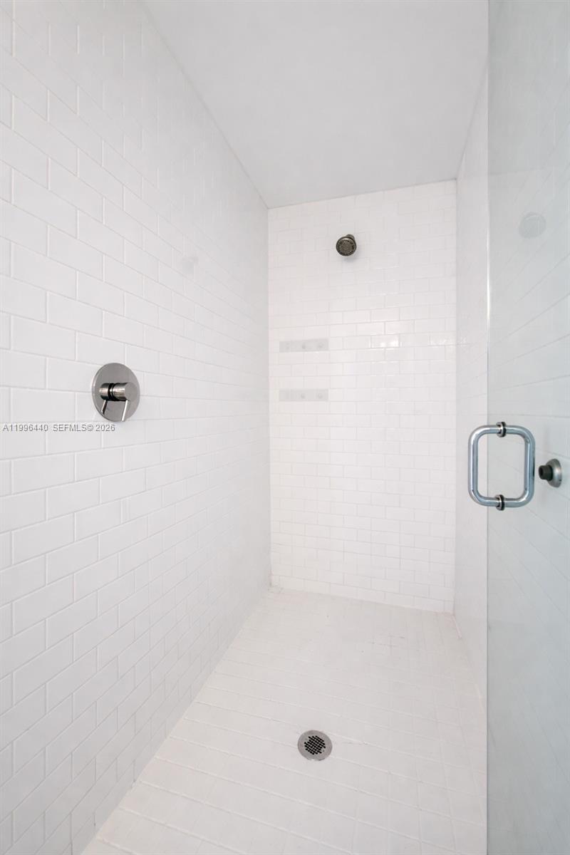 CENTRO CONDO - Residential