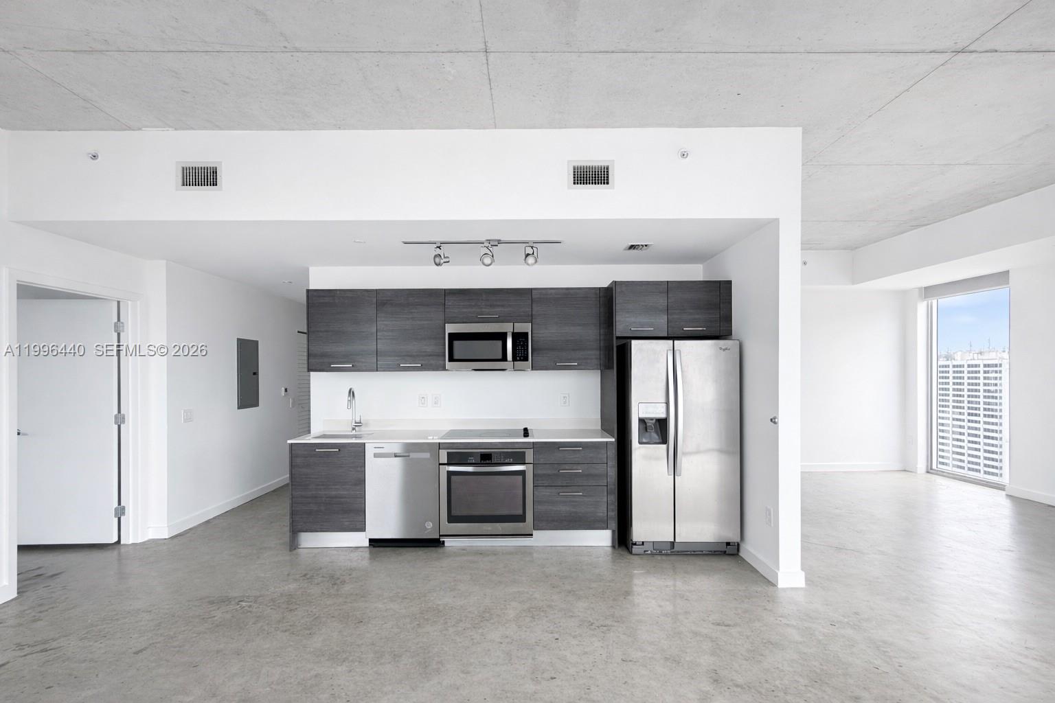 CENTRO CONDO - Residential