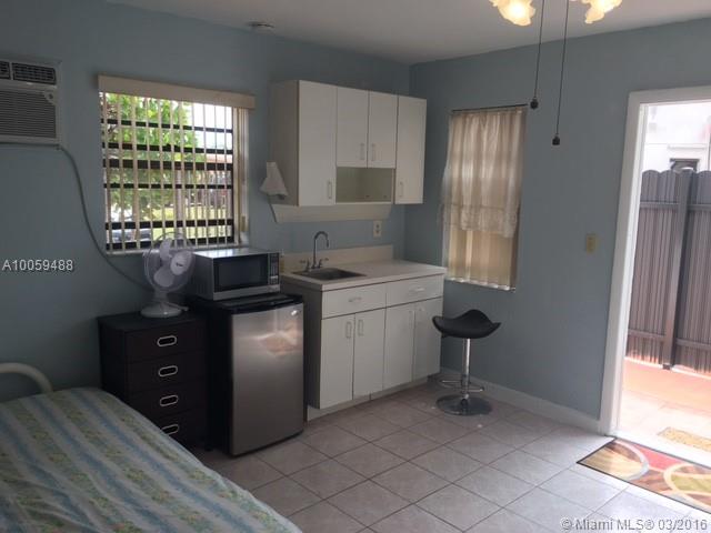 Westwood Lake 9th Add - Residential Lease