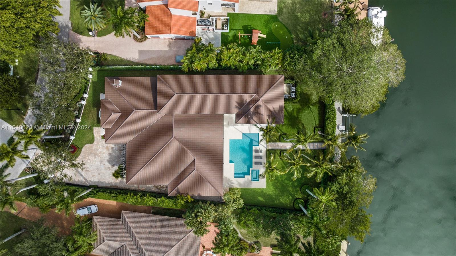 COCOPLUM SEC 1 - Residential