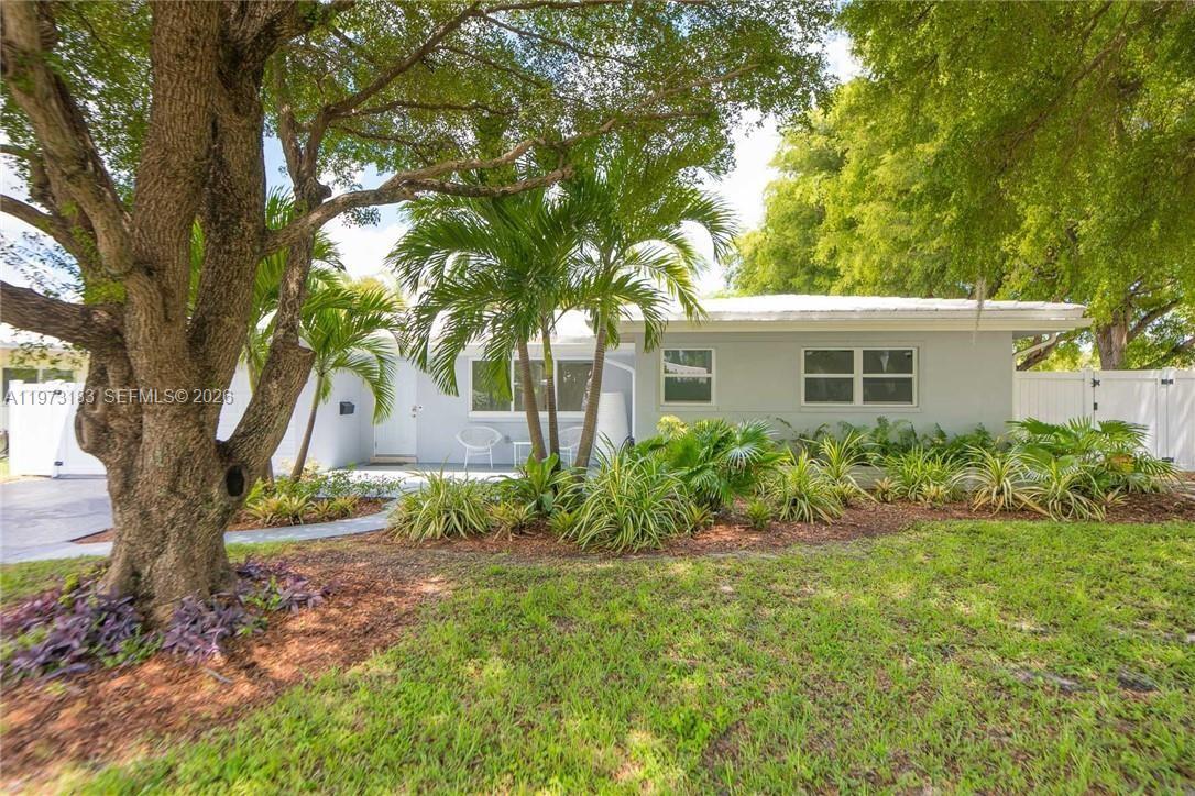 FLORANADA RIDGE SEC - Residential